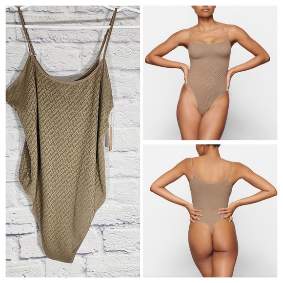 SKIMS Tops - SKIMS Logo Mesh Cami Bodysuit | Desert/XL/ NWT